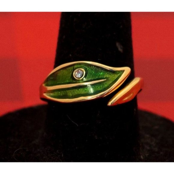 Vintage Majestic Leaf Ring Size 7 1/2 by Avon - O25 - Picture 2 of 4